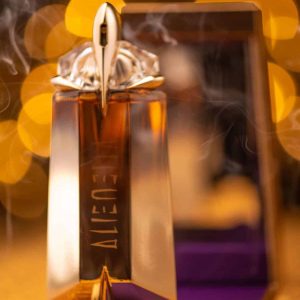 عطر ادکلن تیری موگلر الین عود ماجستیو اصل | Thierry Mugler Alien Oud Majestueux 90 ml